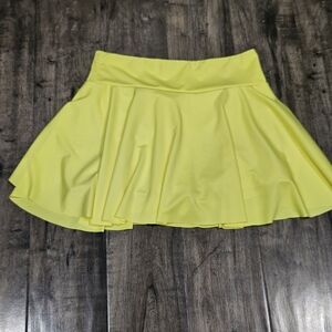 Sunny Yellow Women's Skater Shorts